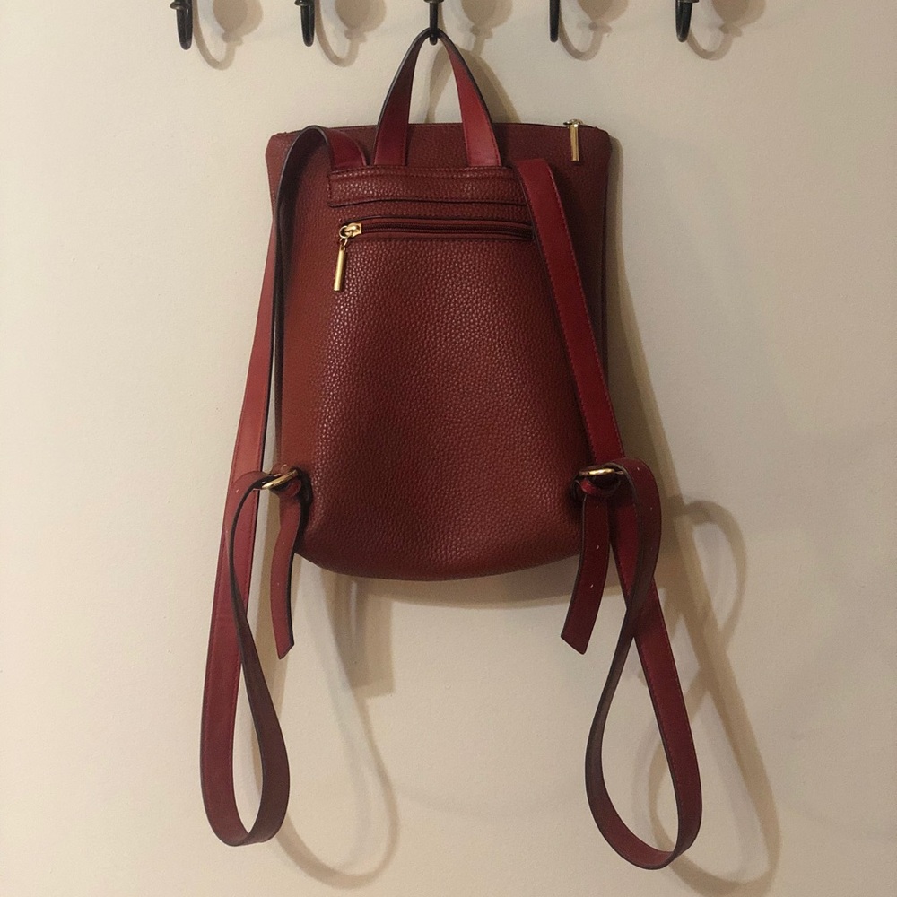 Simons Maroon BackPack with Gold Detailing